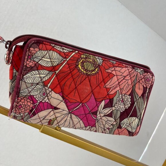 Vera Bradley Quilted Zip Around Wristlet Wallet Floral Pink - Picture 6 of 16